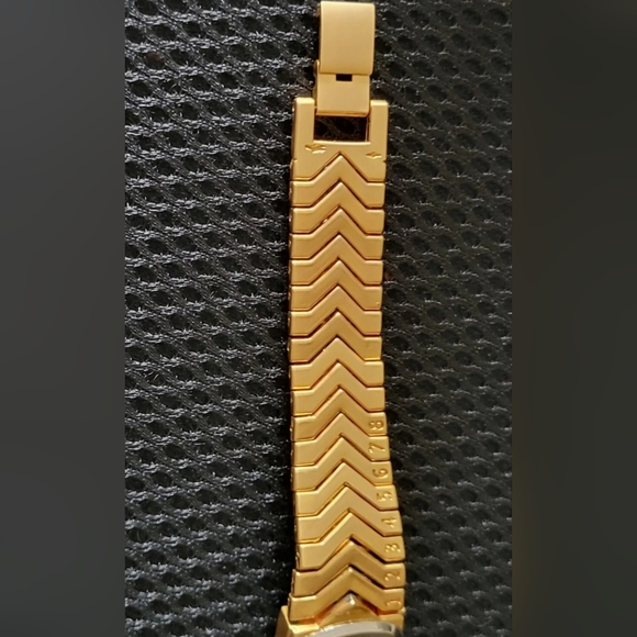 (SOLD) ETLO France Sport Women's QUARTZ Watch 7 Inches New Battery - Picture 5 of 6